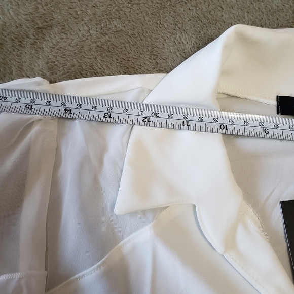 Elie Mccarthy white Top with Ruffle Sleeve and shiny unfunctional buttons Size M - Picture 8 of 16